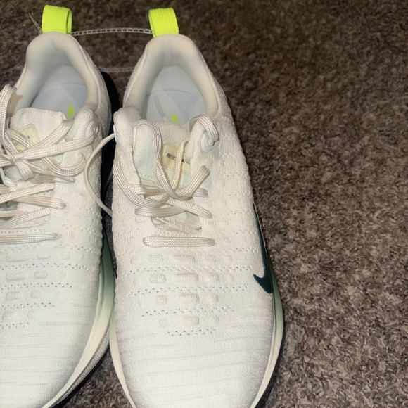 MEN NIKE FZ4019 100 REACTX INFINITY RUN 4 RUNNING WHITE/GREEN SHOES Size 9.5 main image 4